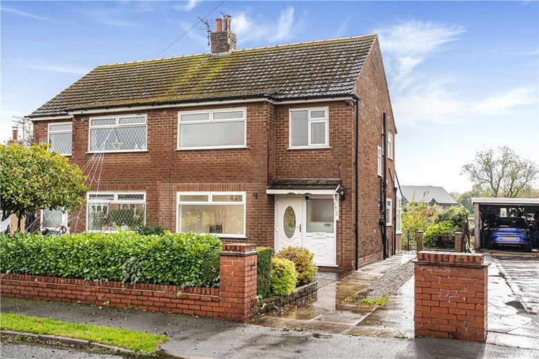 3 bedroom house, Moorfield Crescent, Lowton WA3 - Let Agreed