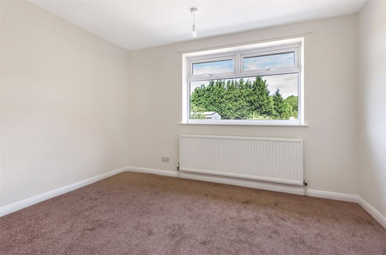 4 bedroom bungalow, Chesterfield Road, Barlborough S43 - Available