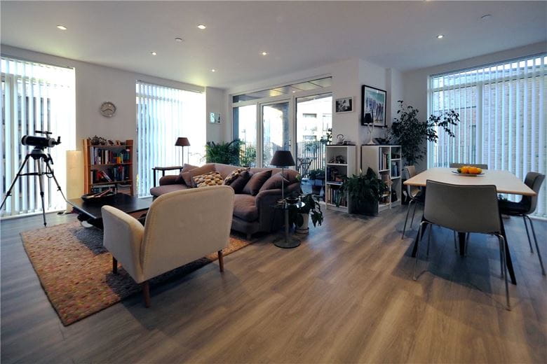 2 bedroom flat, Barton Fields Road, Headington OX3