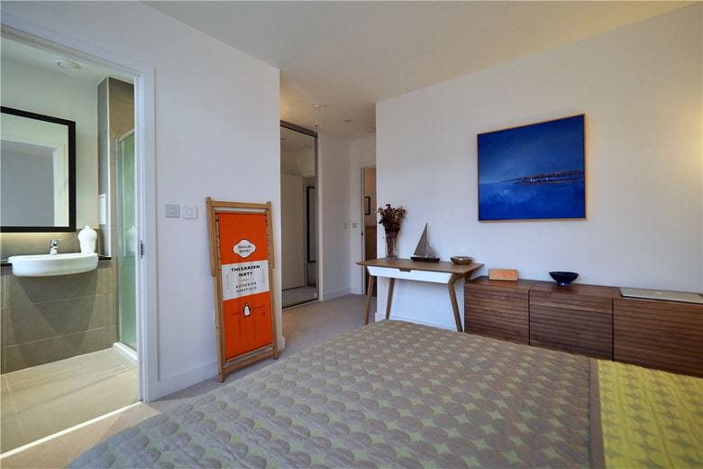 2 bedroom flat, Barton Fields Road, Headington OX3