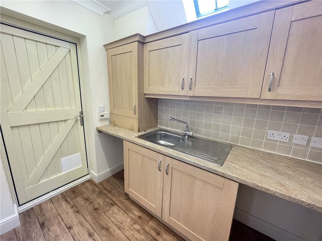 5 bedroom house, High Street, Long Wittenham OX14 - Available