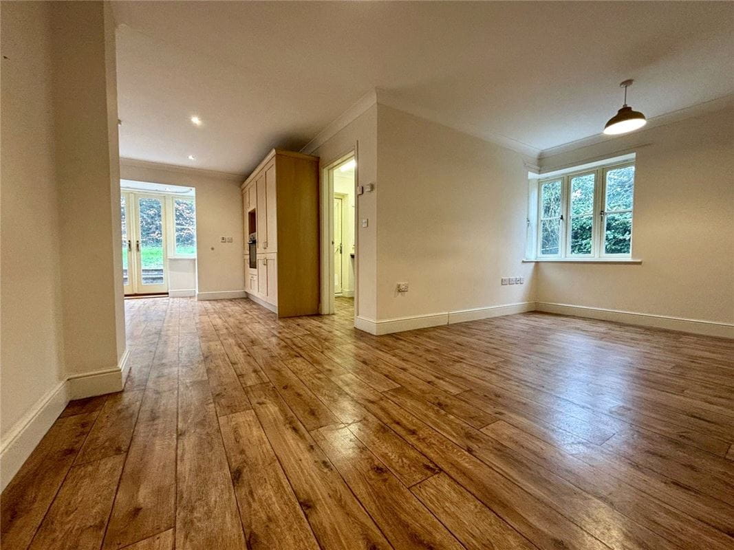 5 bedroom house, High Street, Long Wittenham OX14 - Available