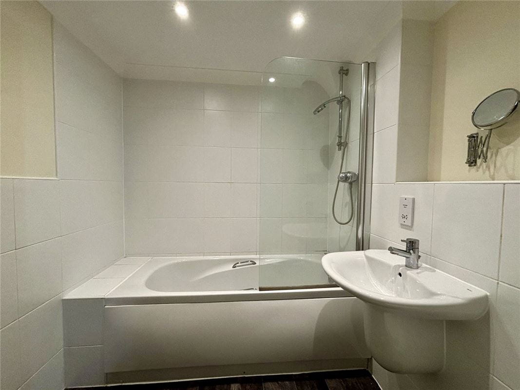 5 bedroom house, High Street, Long Wittenham OX14 - Available