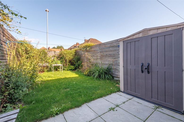 3 bedroom house, Harlow Gardens, Kingston upon Thames KT1 - Let Agreed