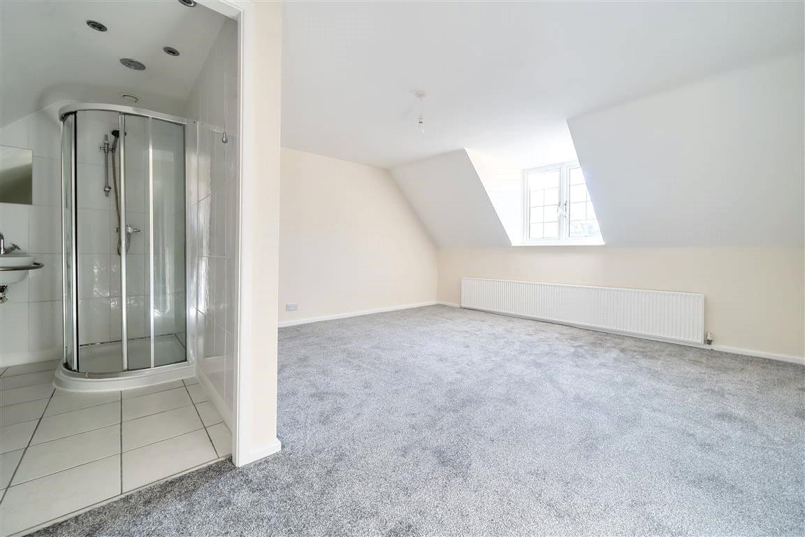 4 bedroom bungalow, Newton Road, Lowton WA3 - Let Agreed