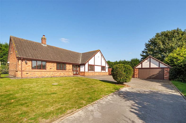 4 bedroom bungalow, School Lane, Hints B78 - Let Agreed