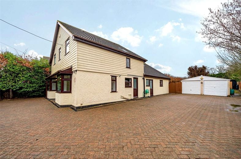 4 bedroom house, Maldon Road, Witham CM8 - Let Agreed