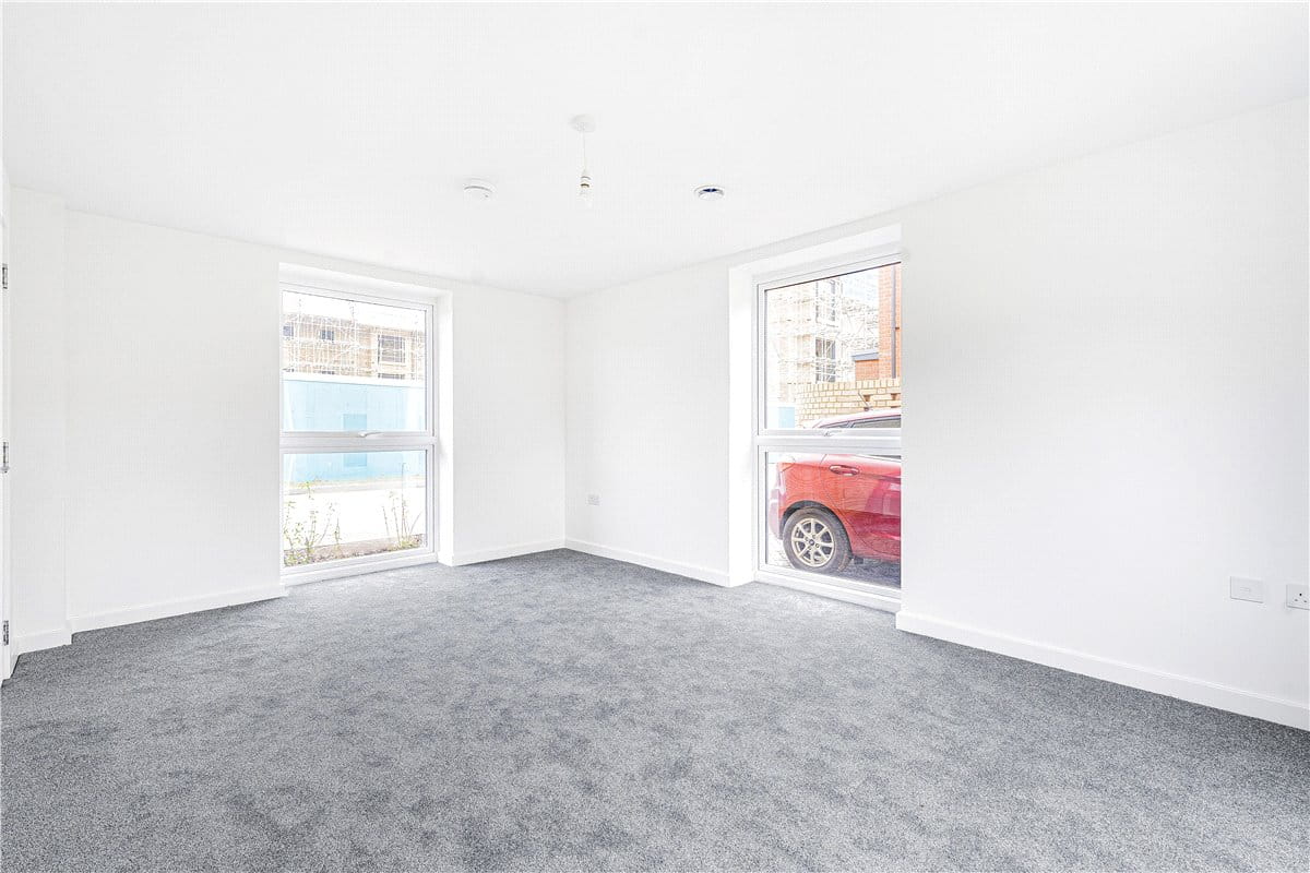 3 bedroom house, Minna Frances Close, Oxford OX2 - Let Agreed