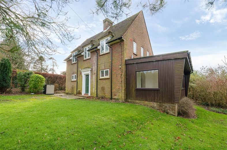 3 bedroom house, Rocky Lane, Wendover HP22 - Let Agreed