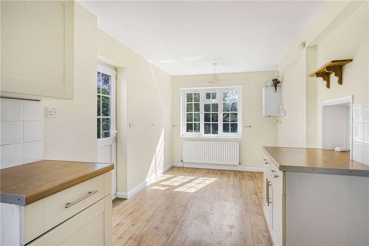 4 bedroom house, The Rise, Islip OX5 - Let Agreed