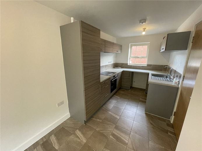 3 bedroom house, Comelybank Drive, Mexborough S64 - Available