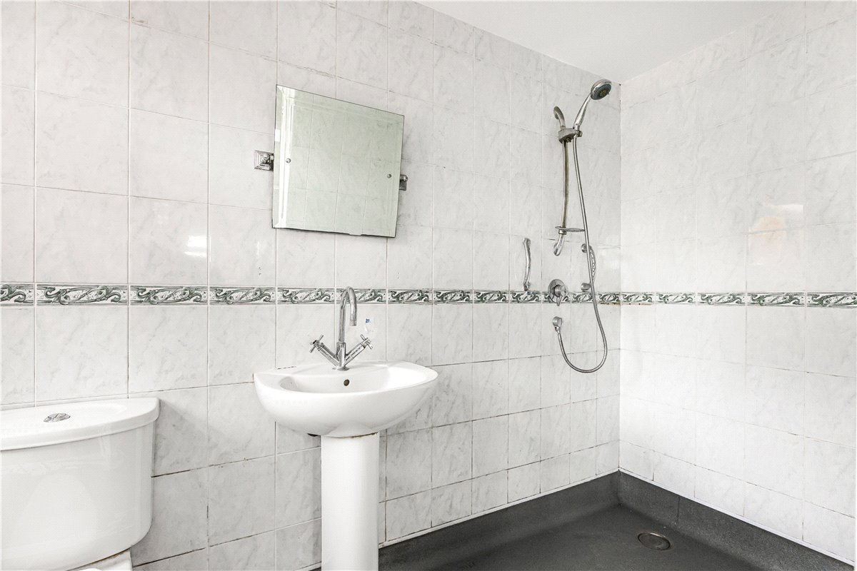 3 bedroom house, Ockendon Road, Upminster RM14 - Available