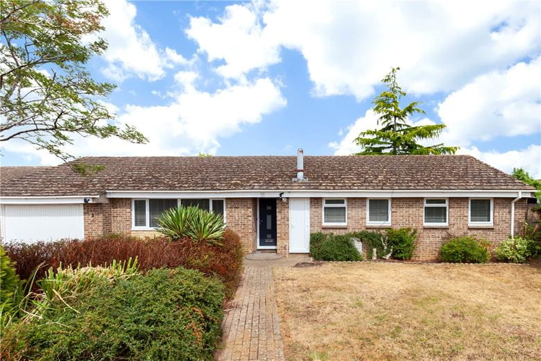 4 bedroom bungalow, Shakespeare Drive, Bicester OX26 - Let Agreed