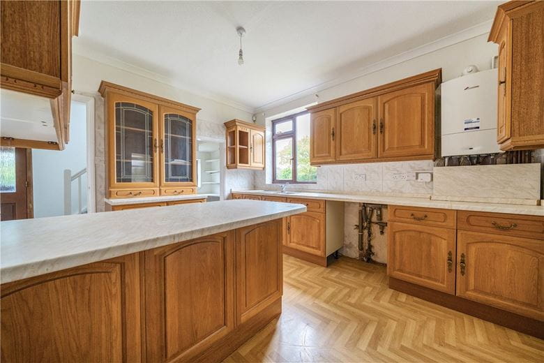 3 bedroom house, Thong Lane, Shorne DA12 - Let Agreed