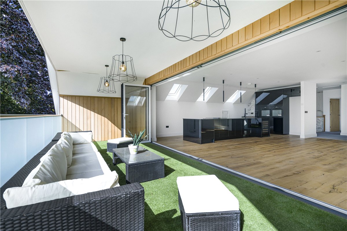 4 bedroom house, New Road, Dinton HP17 - Available