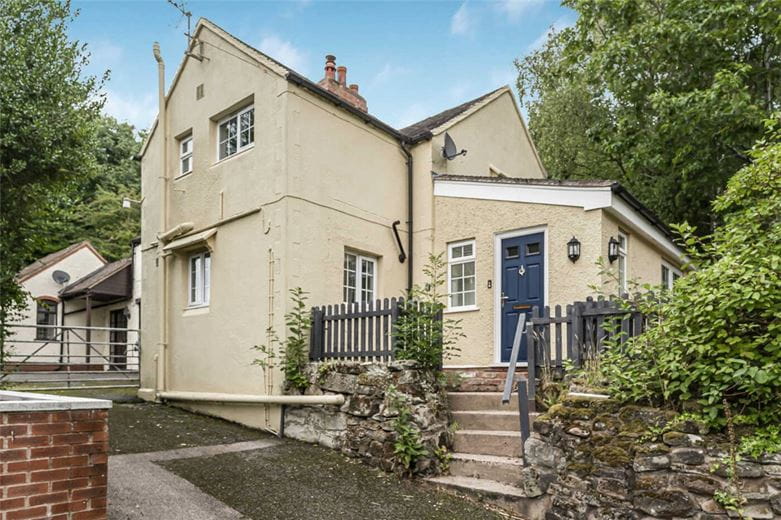 2 bedroom cottage, Hopton, Stafford ST18 - Available