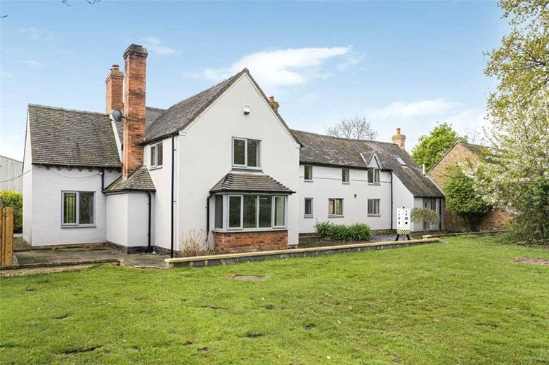 5 bedroom house, Shaw Lane, Kings Bromley DE13 - Available
