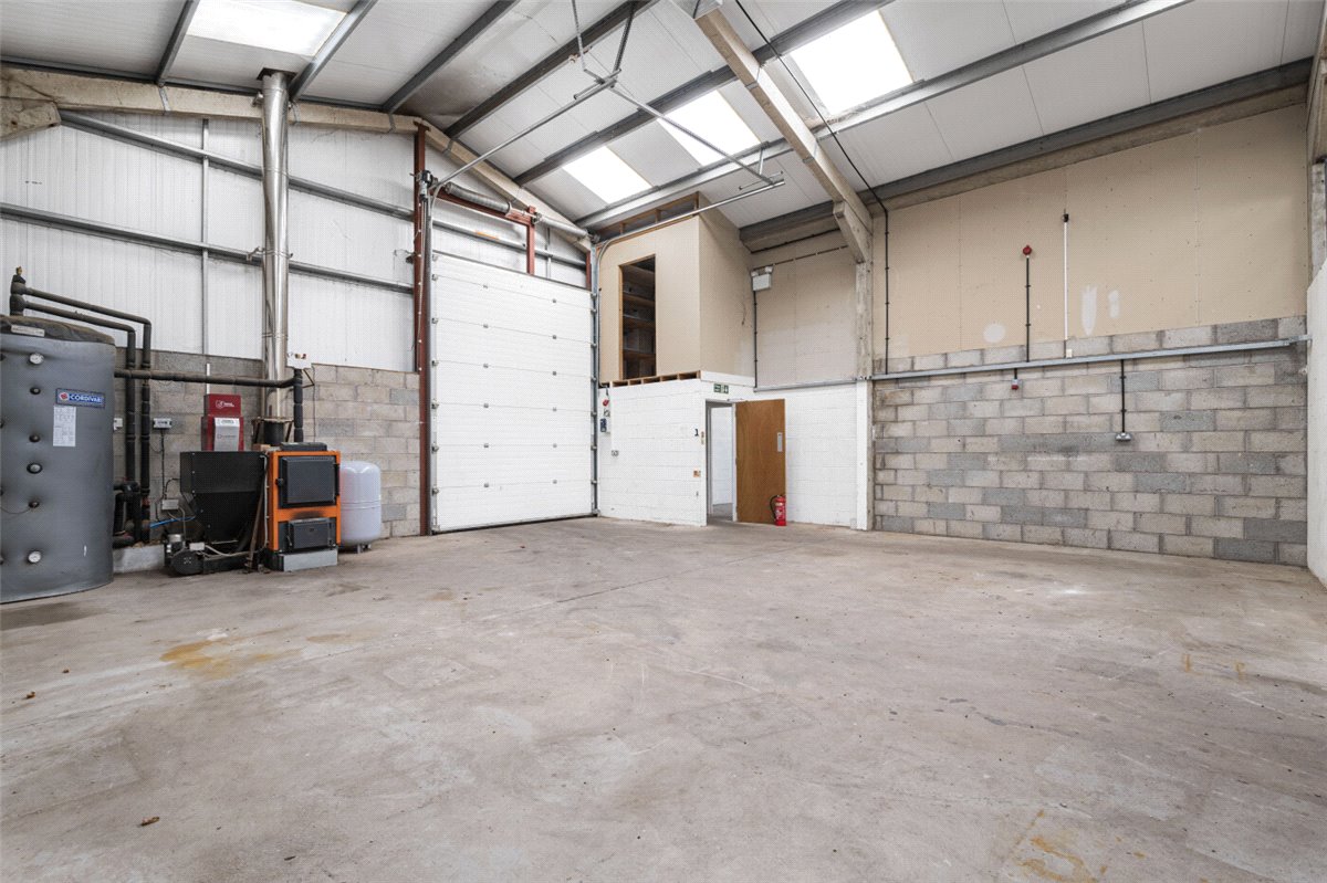 5 bedroom house, Shaw Lane, Kings Bromley DE13 - Let Agreed