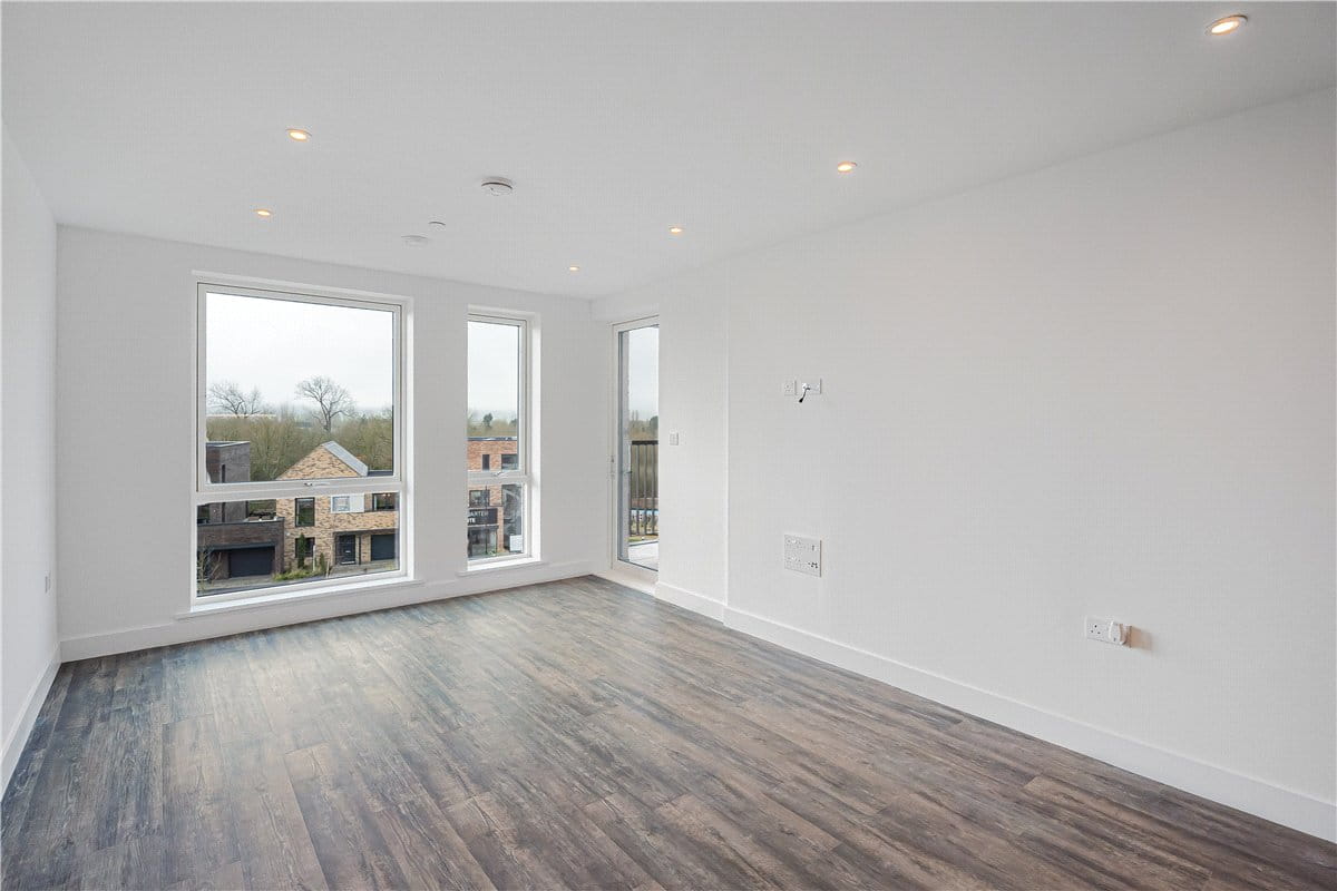 1 bedroom flat, 8 Shillingford House, Munda Way OX2 - Available