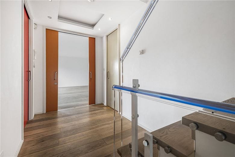 4 bedroom house, Parkway, London NW1 - Available