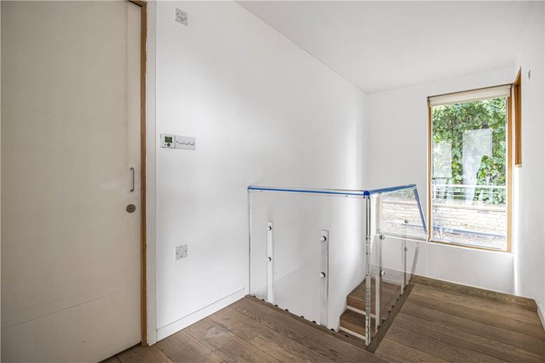 4 bedroom house, Parkway, London NW1 - Available