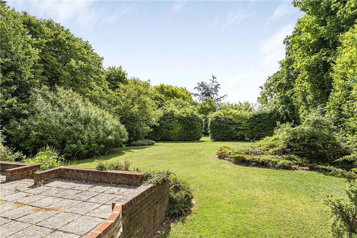 4 bedroom house, Bacombe Lane, Wendover HP22 - Let Agreed