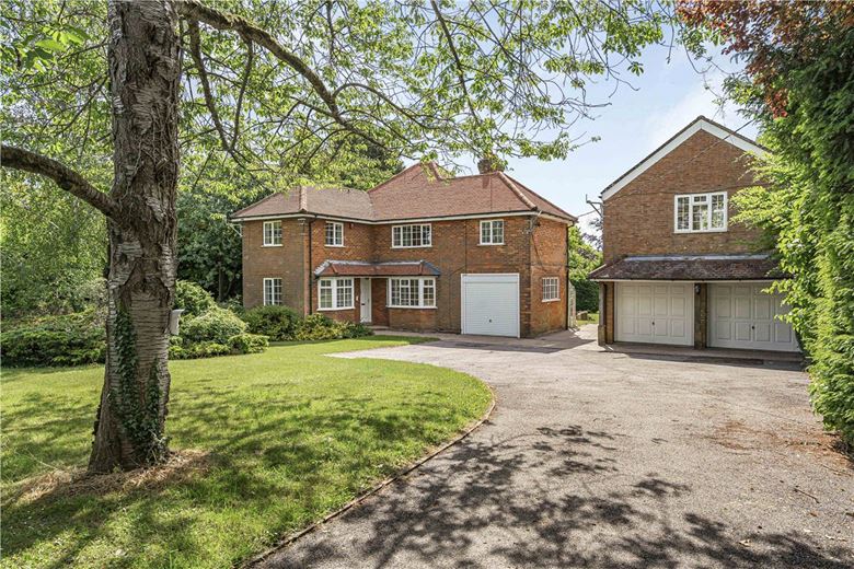 4 bedroom house, Bacombe Lane, Wendover HP22 - Let Agreed