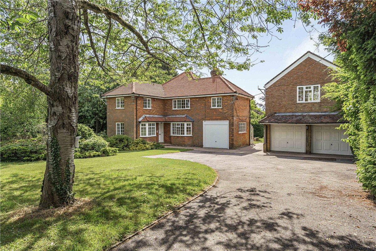 4 bedroom house, Bacombe Lane, Wendover HP22 - Let Agreed