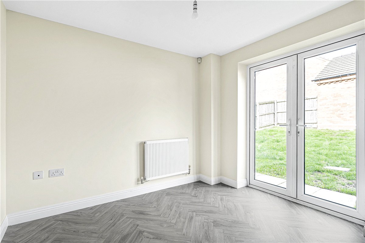 4 bedroom house, Thurgaton Way, Newton DE55 - Available