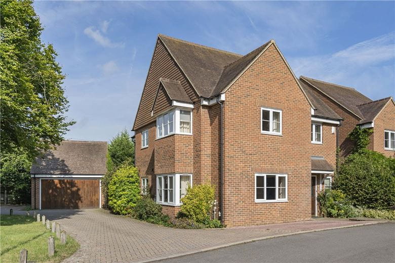 4 bedroom house, Poppy Close, Yarnton OX5 - Let Agreed