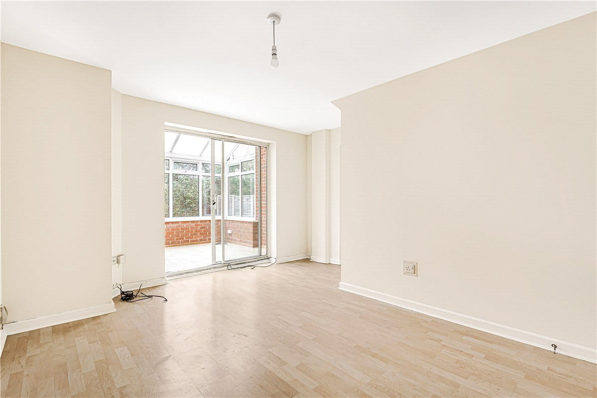 3 bedroom house, Bonsall Street, Long Eaton NG10 - Available