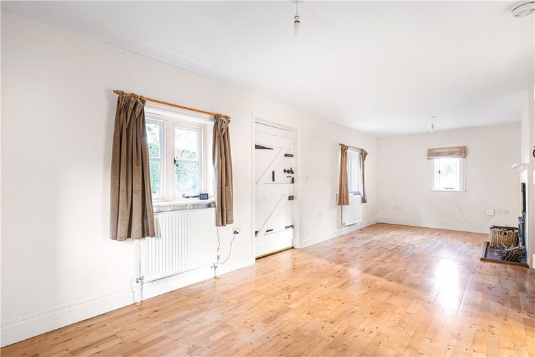 2 bedroom cottage, Great Hampden, Great Missenden HP16 - Available