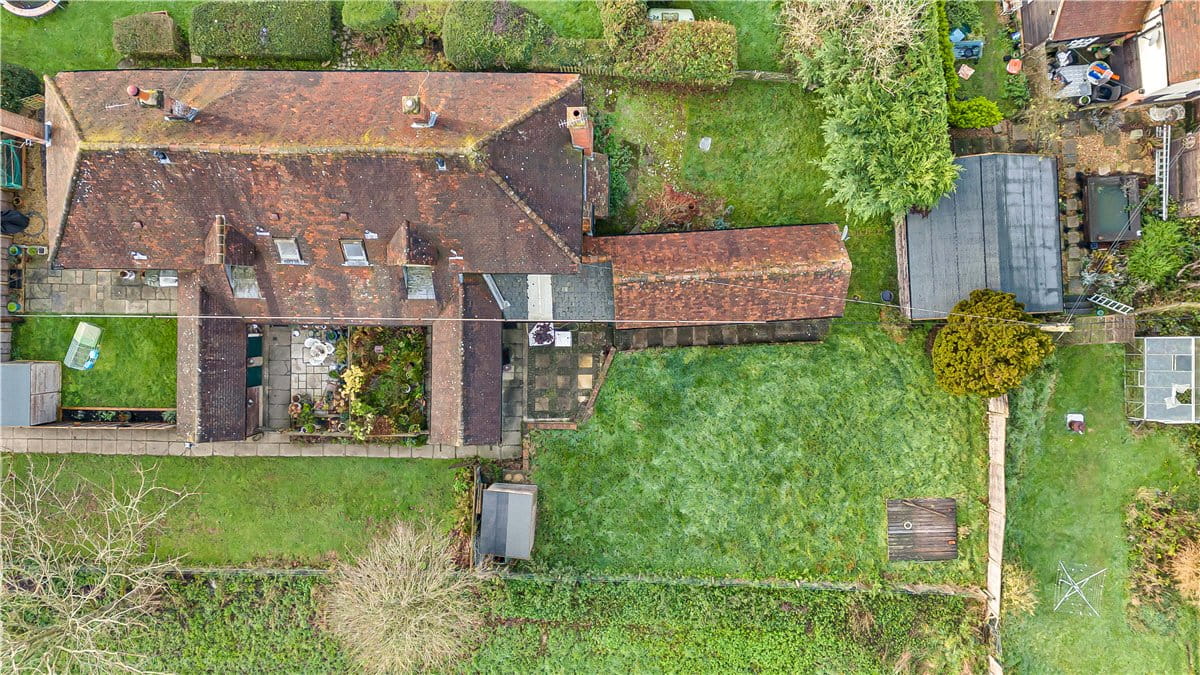 2 bedroom cottage, Great Hampden, Great Missenden HP16 - Let Agreed