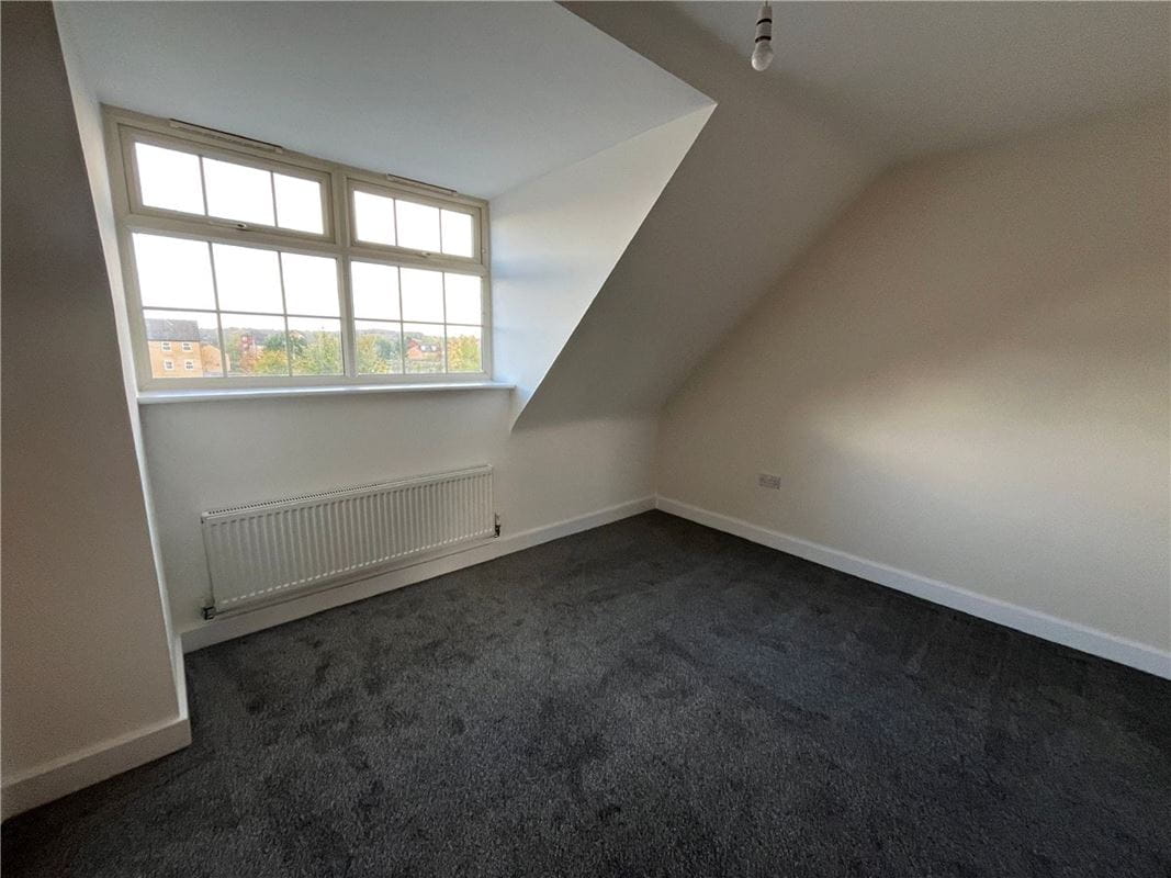 3 bedroom house, Comelybank Drive, Mexborough S64 - Available