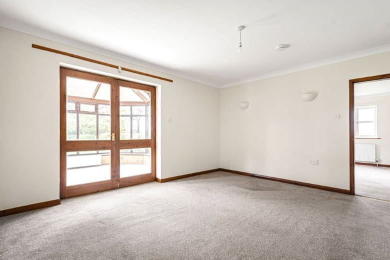 3 bedroom bungalow, Woodthorpe Road, Shuttlewood S44 - Let Agreed