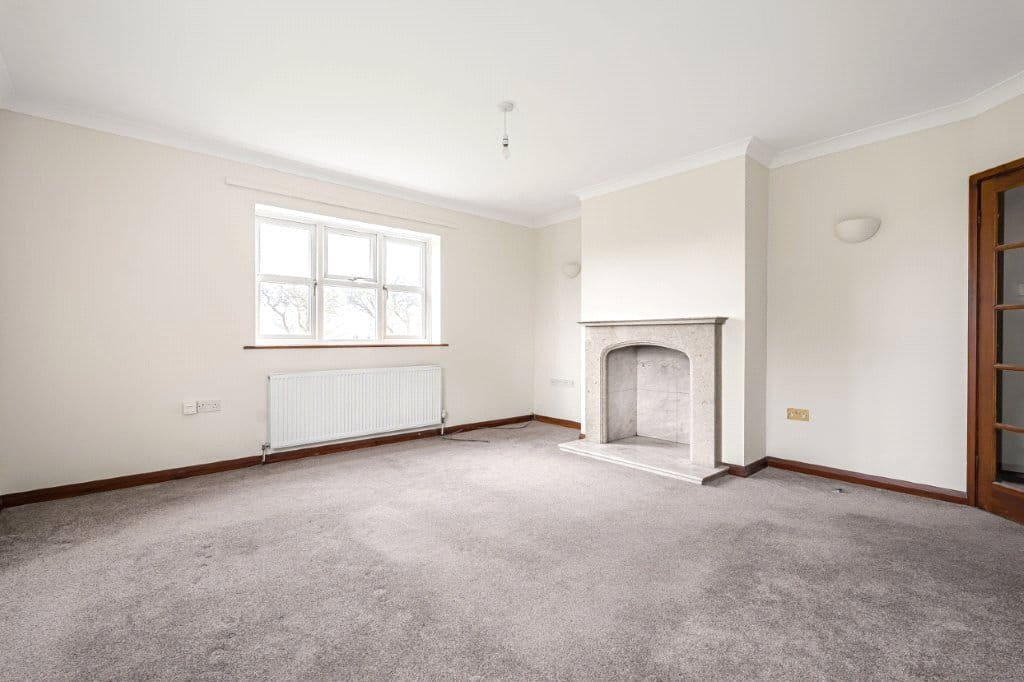 3 bedroom bungalow, Woodthorpe Road, Shuttlewood S44 - Let Agreed