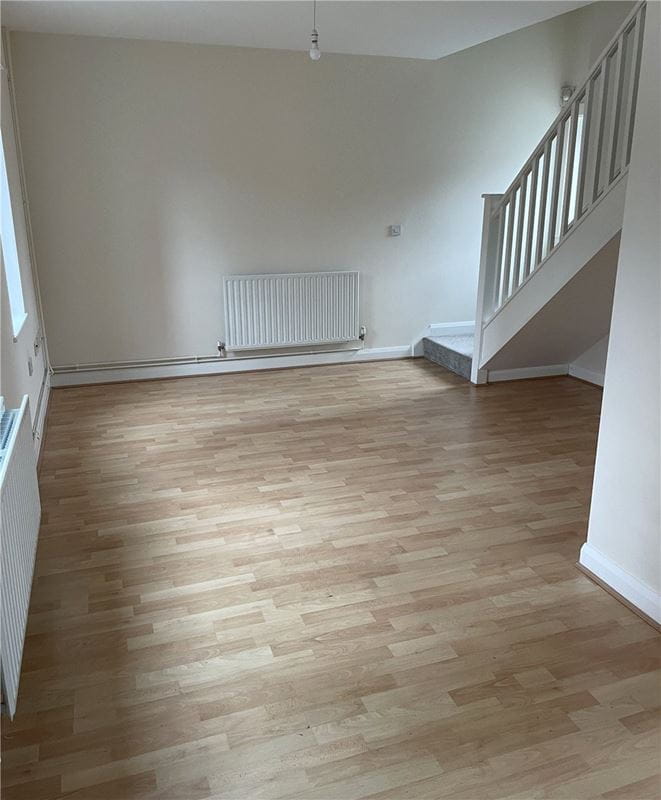  bedroom house, Thornfield Square, Long Eaton NG10 - Available