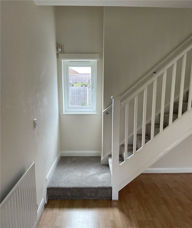  bedroom house, Thornfield Square, Long Eaton NG10 - Available