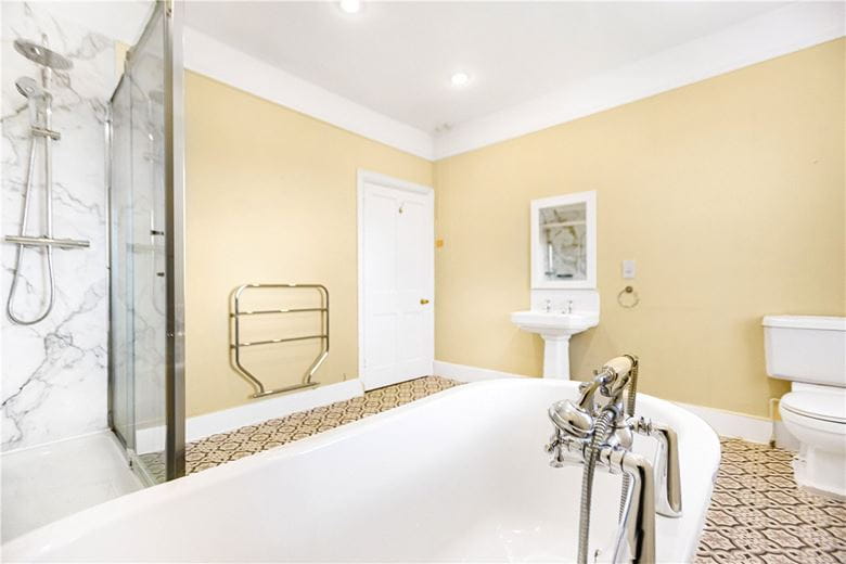 5 bedroom house, Clifton Road, Deddington OX15 - Available