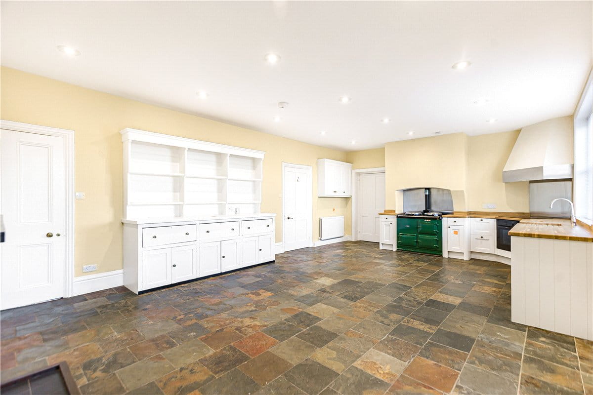 5 bedroom house, Clifton Road, Deddington OX15 - Available