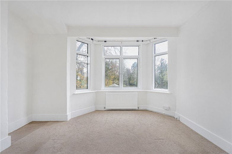 4 bedroom house, Frith Hill, South Heath HP16 - Available