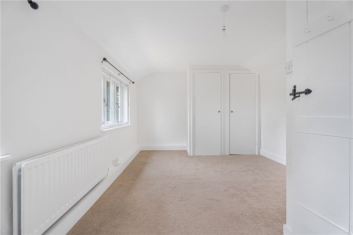 4 bedroom house, Frith Hill, South Heath HP16 - Available