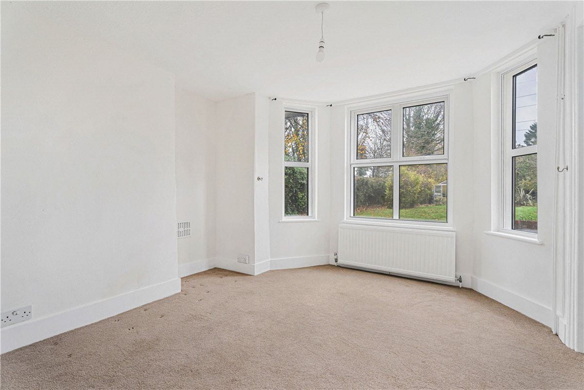 4 bedroom house, Frith Hill, South Heath HP16 - Available