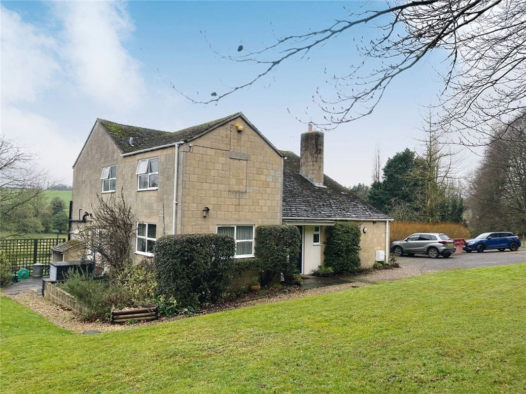 4 bedroom house, Enstone Road, Westcote Barton OX7 - Available