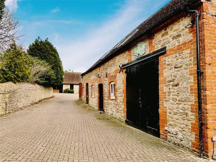 4 bedroom house, Abingdon Road, Cumnor OX2 - Available