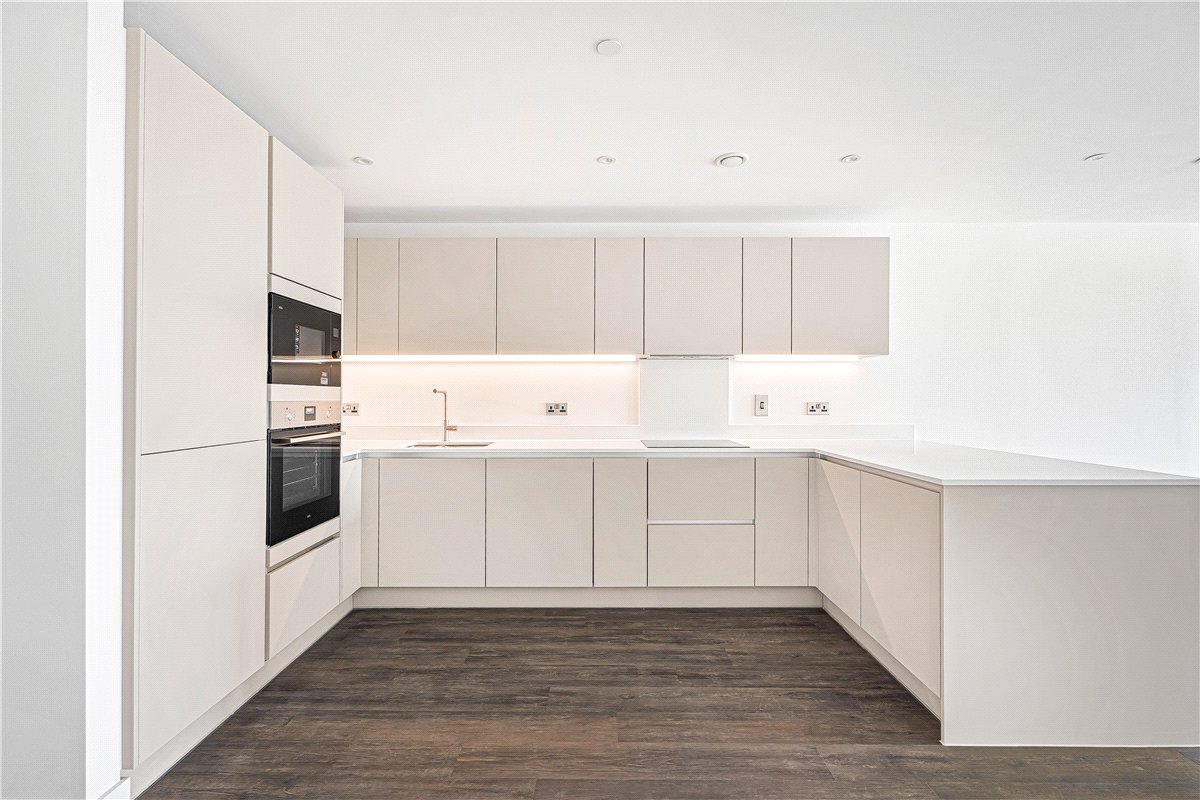 3 bedroom flat, Munda Way, Oxford OX2 - Available