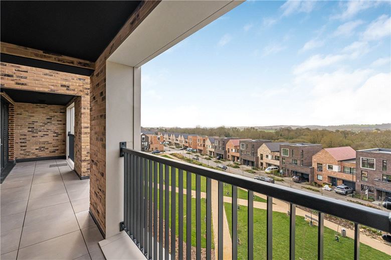 3 bedroom flat, Munda Way, Oxford OX2 - Available