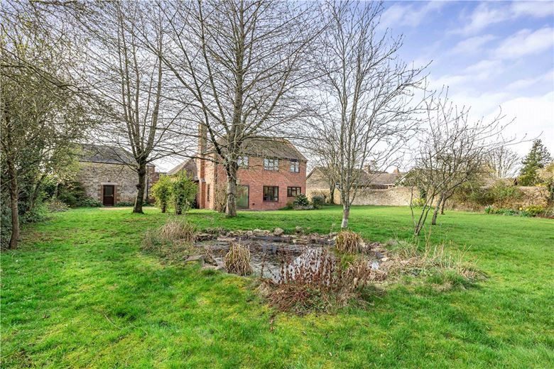 4 bedroom house, Great Coxwell, Faringdon SN7 - Available