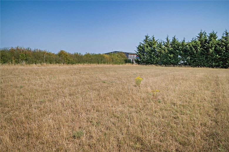  bedroom , Kings Lane, Longcot SN7 - Available