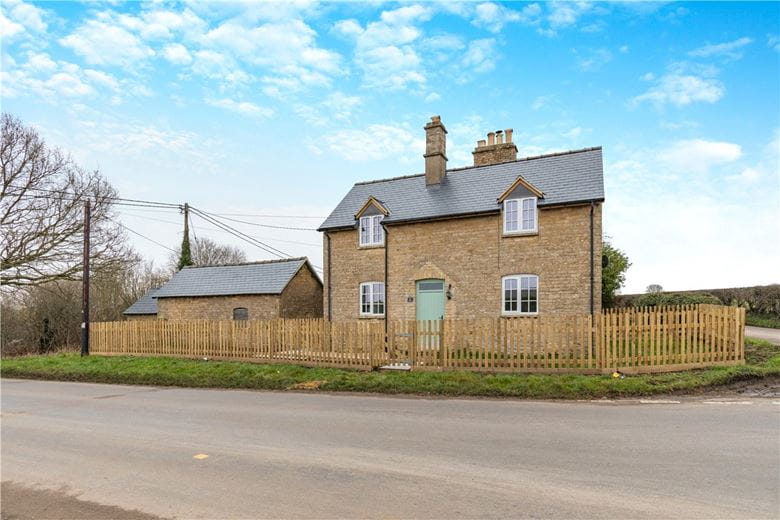  bedroom house, Sarsden, Chipping Norton OX7 - Let Agreed
